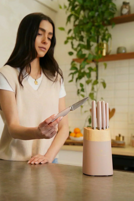 Add a Pop of Color to Your Kitchen with a Pink Knife Set